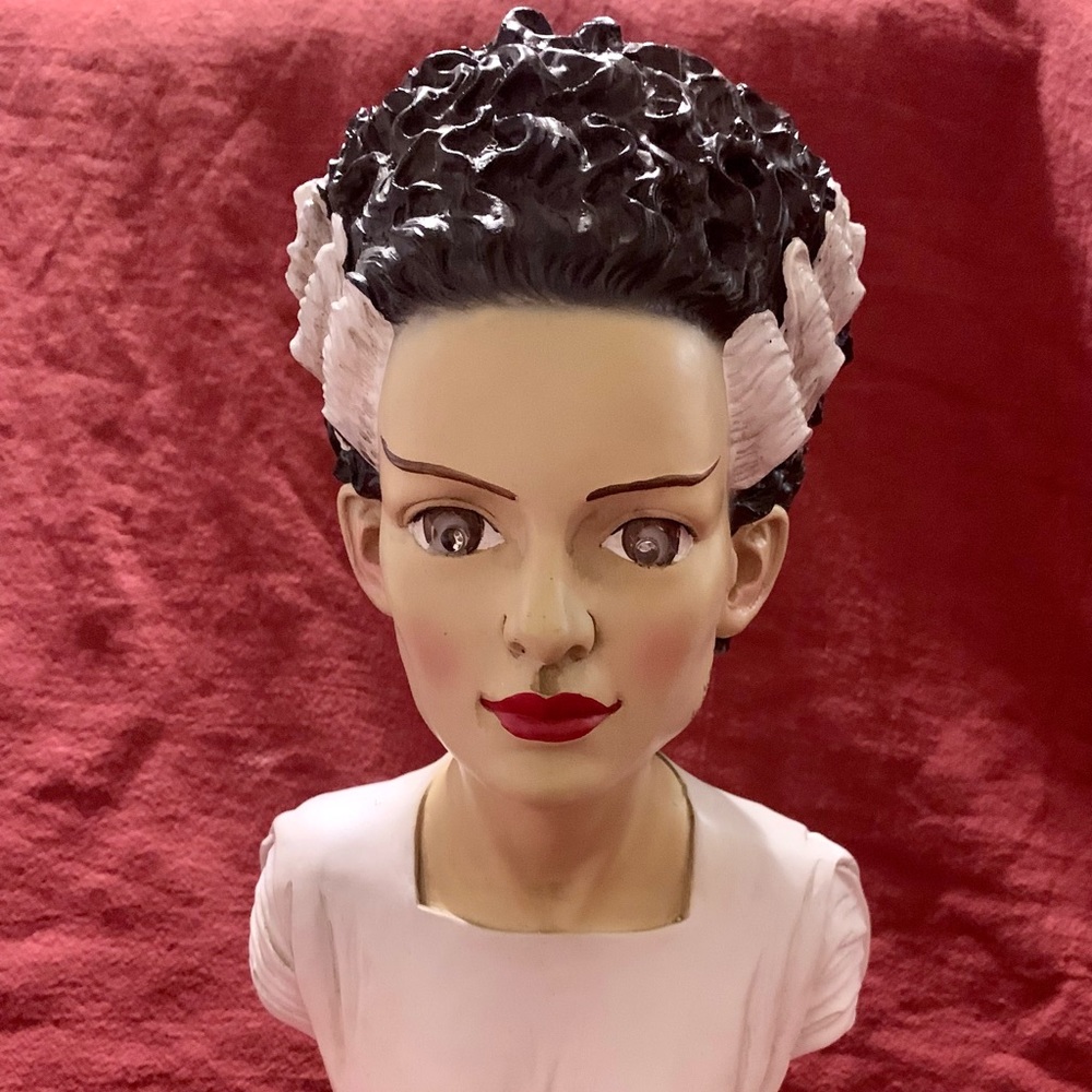 Bride of Frankenstein Bust, NWT